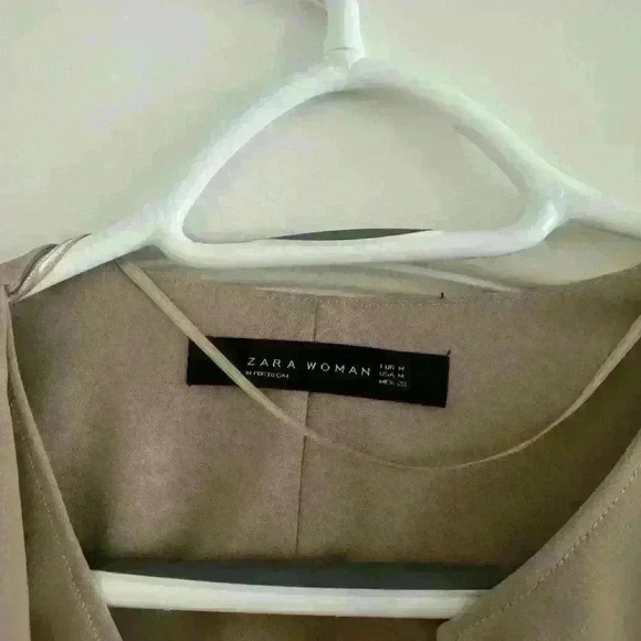 Zara woman’s cream beige  jacket vest in size medium in perfect condition - Picture 8 of 9